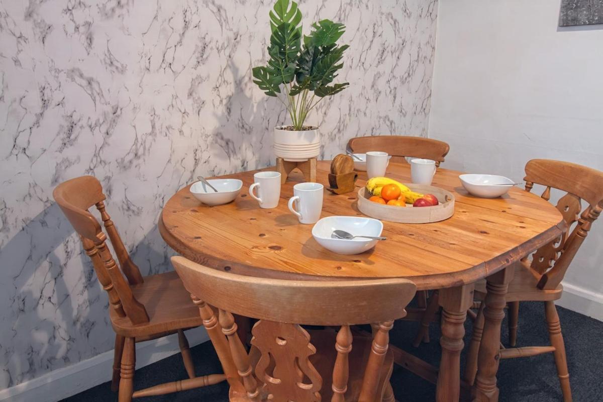 Вилла Egton St - Stylish House With Parking, Near Town! Кингстон-апон-Халл Экстерьер фото